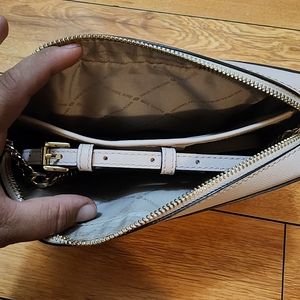 Michael Kors crossbody pink bag